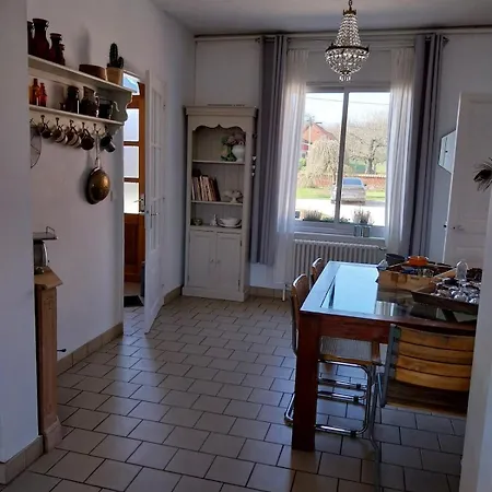 Holiday home Maison De Charme Dans La Somme